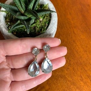 H&M rhinestone gold drop earrings ✨